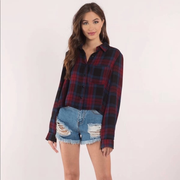 Tobi Tops - NWT Tobi button up crop!